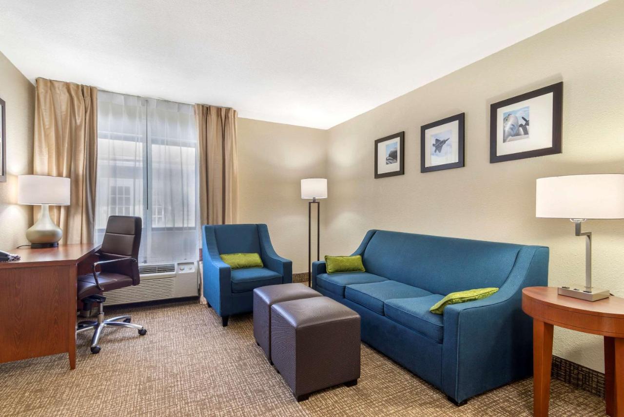 Comfort Inn & Suites - Near Robins Air Force Base Main Gate Warner Robins Exteriör bild