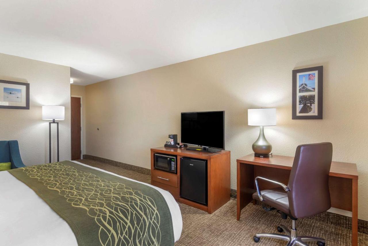 Comfort Inn & Suites - Near Robins Air Force Base Main Gate Warner Robins Exteriör bild